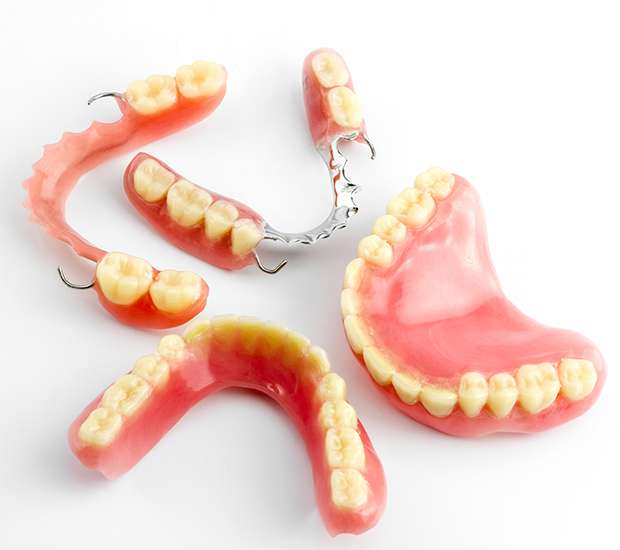 Santa Clarita What Do I Do If I Damage My Dentures